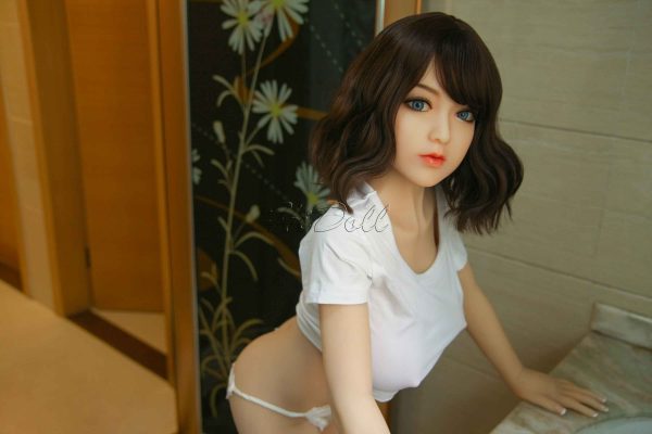 140cm(4ft7’)-sex-with-sex-doll-Japanese-style-HiDoll-Ayame-(7)